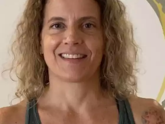 Christine LaMonica,
Health & Wellness, Yoga, Health & Wellness, Health & Wellness
Expert at Échantillonneur GRATUIT de Masterclass avec plus de 30 cours