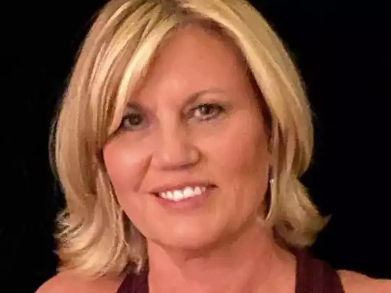 Gretchen Robinson,
Health & Wellness, Yoga, Spirituality, Spirituality, Spirituality, Spirituality
Expert at Échantillonneur GRATUIT de Masterclass avec plus de 30 cours