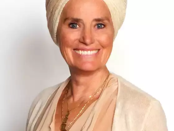 Gurutej Khalsa,
Spirituality, Health & Wellness, Love and Relationships, Yoga, Personal Development & Coaching, Personal Development & Coaching
Expert at Pembaruan Radiant: Simposium Online tentang Kesehatan, Kebugaran, dan Spiritualitas di Musim Panas 2023